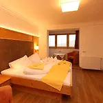 Hochkoenig فندق رامساو أم داتشستين