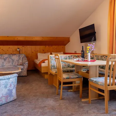 Hochkoenig Готель 3*