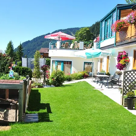 فندق Hochkoenig 3*