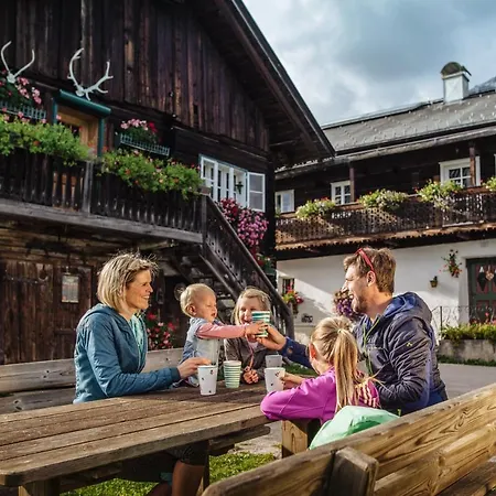 Отель Hochkoenig 3*